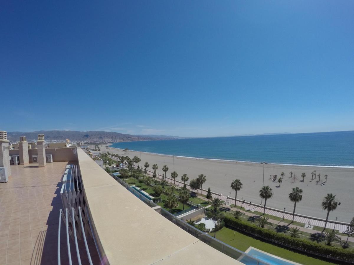 Апартаменти Sotavento 1ª Linea De Playa Рокетас-де-Мар Екстер'єр фото